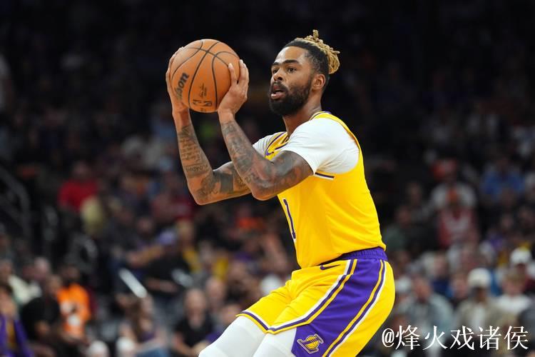 詹姆斯三双助阵克内克特20+8 湖人狂胜马刺终结3连败 詹姆斯三双助阵克内克特20+8 湖人狂胜马刺终结3连败