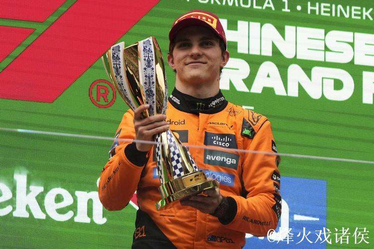 F1迈阿密站:皮亚斯特里三连冠,迈凯伦霸占前两名 F1迈阿密站:皮亚斯特里三连冠,迈凯伦霸占前两名